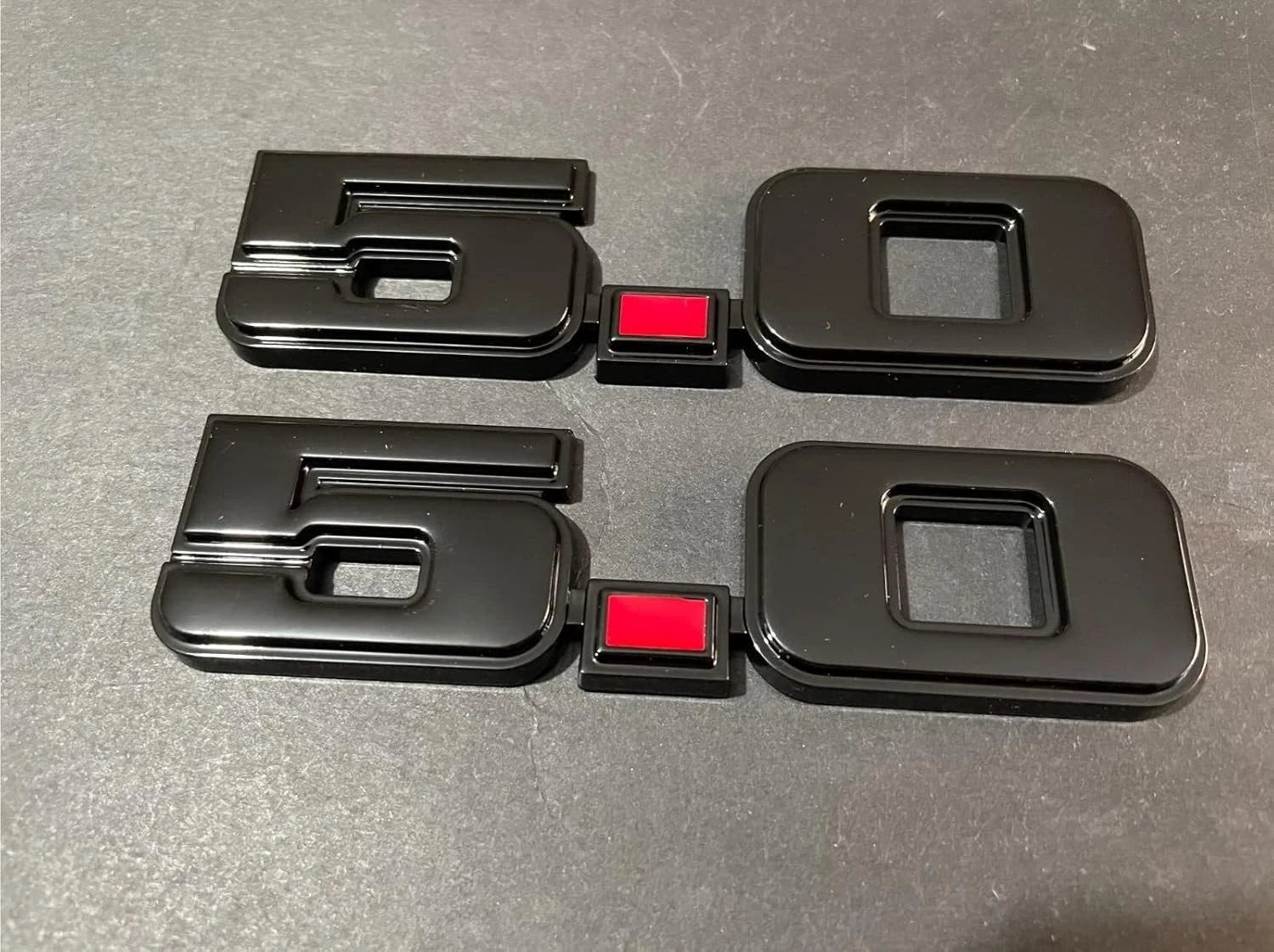 2Pc 5.0 Emblem Liter Door 3D Fender Side Adhesive for 1979-1993 (Black Red)