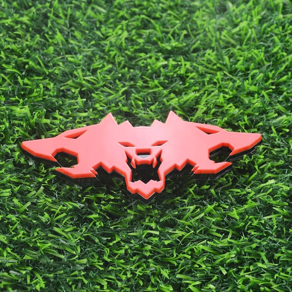 1x Wolf Emblems 3D Tailgate Side Badges Fit for Car Truck Motorc (Black Red)